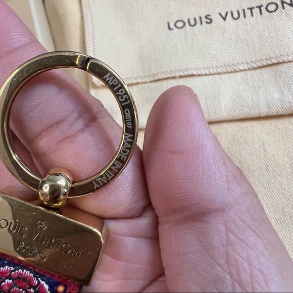 LOUIS vuitton kabuki limited edition key holder charm - Picture 10 of 17